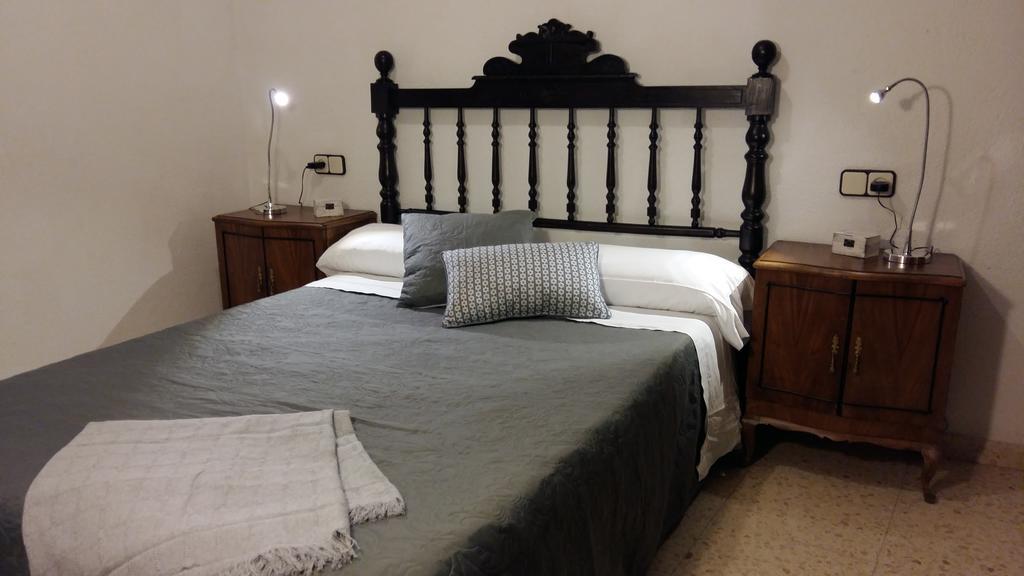 Hostal Moline Bruguera Ngoại thất bức ảnh